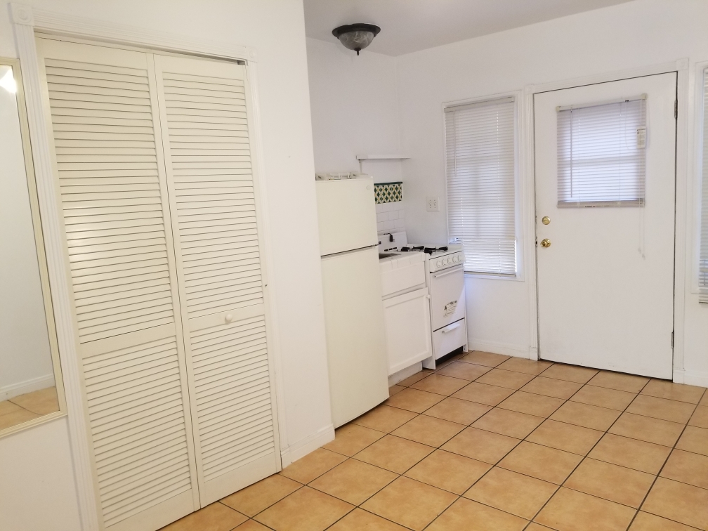 California, ,1 BathroomBathrooms,Apartment,For Rent,1053